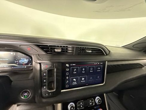 Used 2022 GMC Yukon Denali AWD/4WD image 56