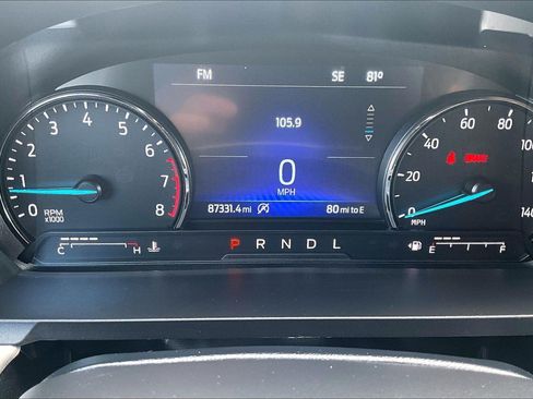Used 2023 Ford Explorer XLT AWD/4WD image 18