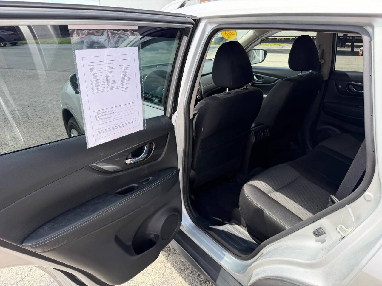 Used 2020 Nissan Rogue SV AWD/4WD image 19