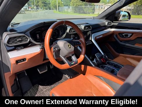 Used 2019 Lamborghini Urus AWD/4WD image 17