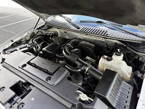 Used 2010 Ford Expedition EL Limited AWD/4WD image 32