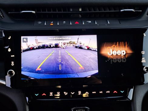 New 2026 Jeep Grand Cherokee L Limited AWD/4WD image 12