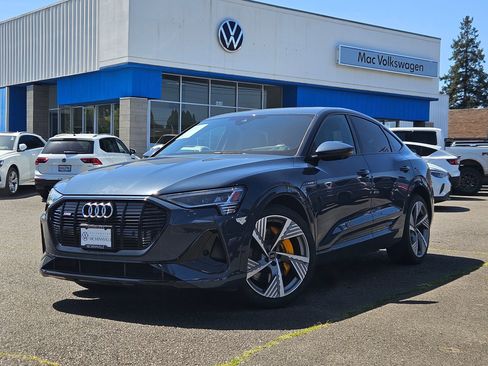 Used 2023 Audi e-tron Prestige w/ Prestige Package AWD/4WD image 1