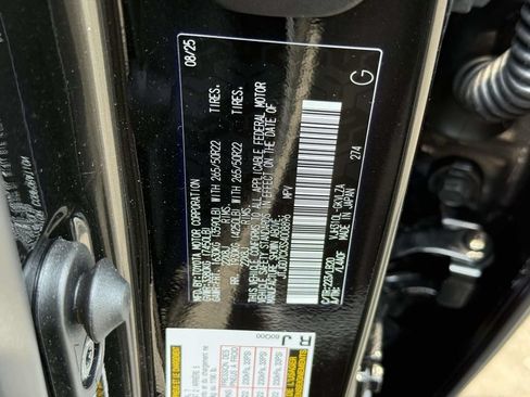 Used 2025 Lexus LX 700h Luxury AWD/4WD image 20