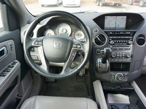 Used 2013 Honda Pilot Touring image 5