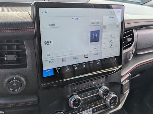 Used 2023 Ford Expedition Max Limited image 22