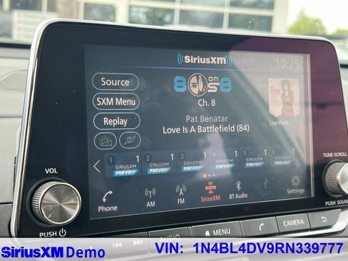 Used 2024 Nissan Altima 2.5 SV image 27