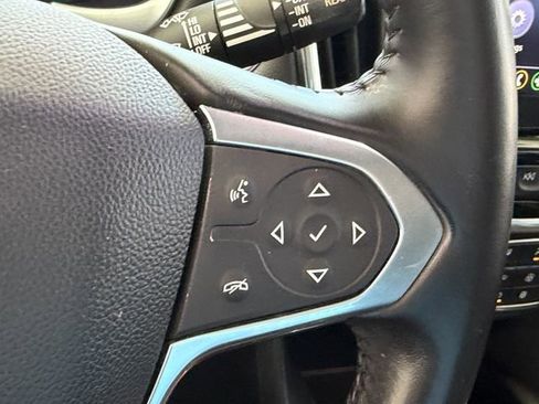 Used 2020 Chevrolet Traverse LT FWD image 23
