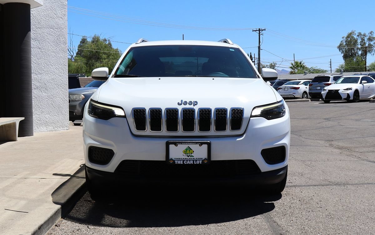 Used 2020 Jeep Cherokee Latitude FWD image 16