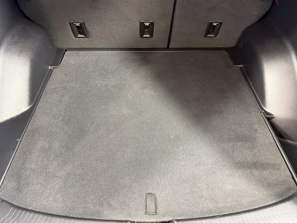 Used 2025 Chevrolet Equinox EV RS FWD image 20