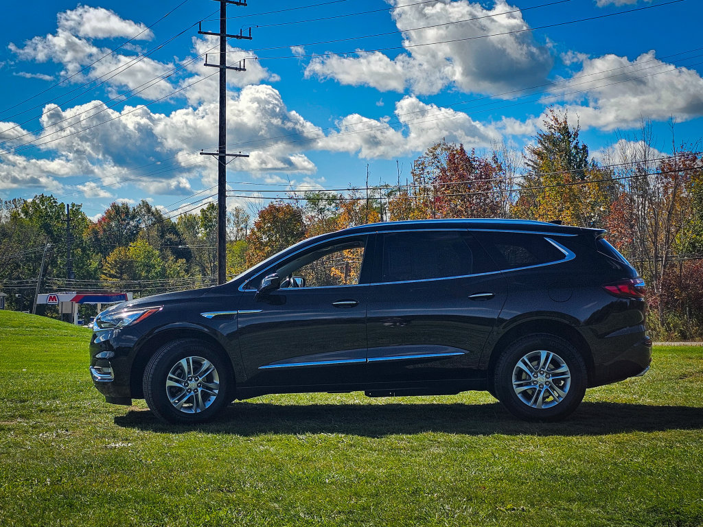 Used 2018 Buick Enclave Essence FWD image 7