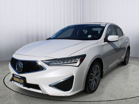 Used 2019 Acura ILX image 4