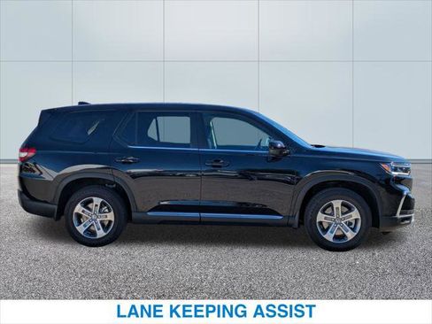 Certified 2025 Honda Pilot EX-L image 6