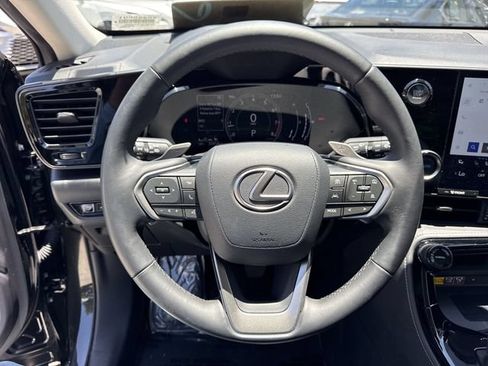 Used 2024 Lexus NX 250 FWD image 14