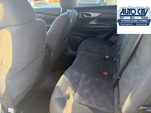 Used 2016 Nissan Rogue SV w/ SV Premium Package AWD/4WD image 10