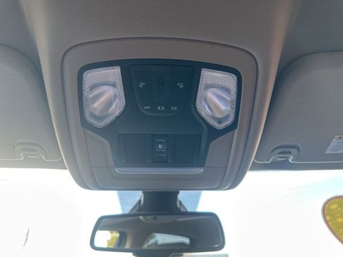 Used 2019 RAM 1500 Big Horn image 12