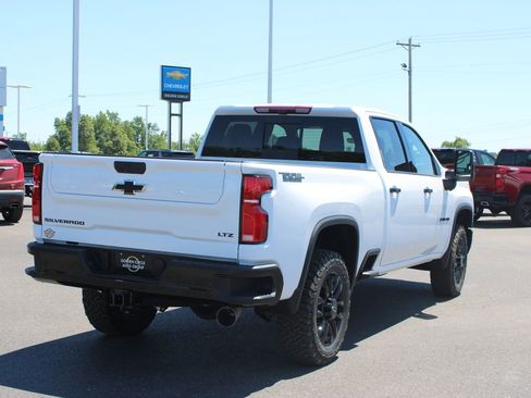 New 2026 Chevrolet Silverado 2500 LTZ w/ LTZ Plus Package AWD/4WD image 9