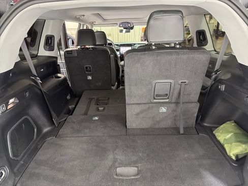 Used 2021 Jeep Grand Cherokee L Limited w/ Luxury Tech Group II image 35