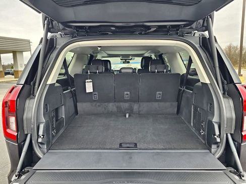 New 2026 Ford Expedition Max Platinum image 15