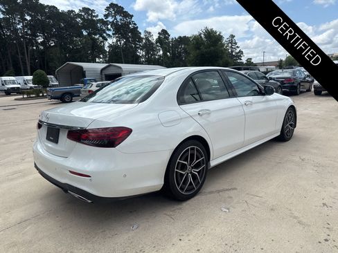 Used 2022 Mercedes-Benz E 350 Sedan image 4