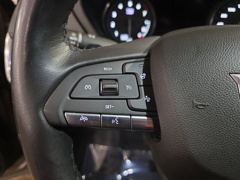 Used 2022 Cadillac XT4 Premium Luxury w/ Technology Package image 17