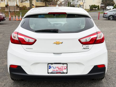 Used 2017 Chevrolet Cruze Premier image 5