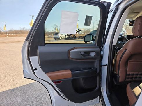 New 2026 Ford Bronco Sport Outer Banks w/ Outer Banks Tech Package+ AWD/4WD image 17