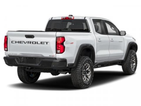 Used 2026 Chevrolet Colorado ZR2 w/ Technology Package AWD/4WD image 2