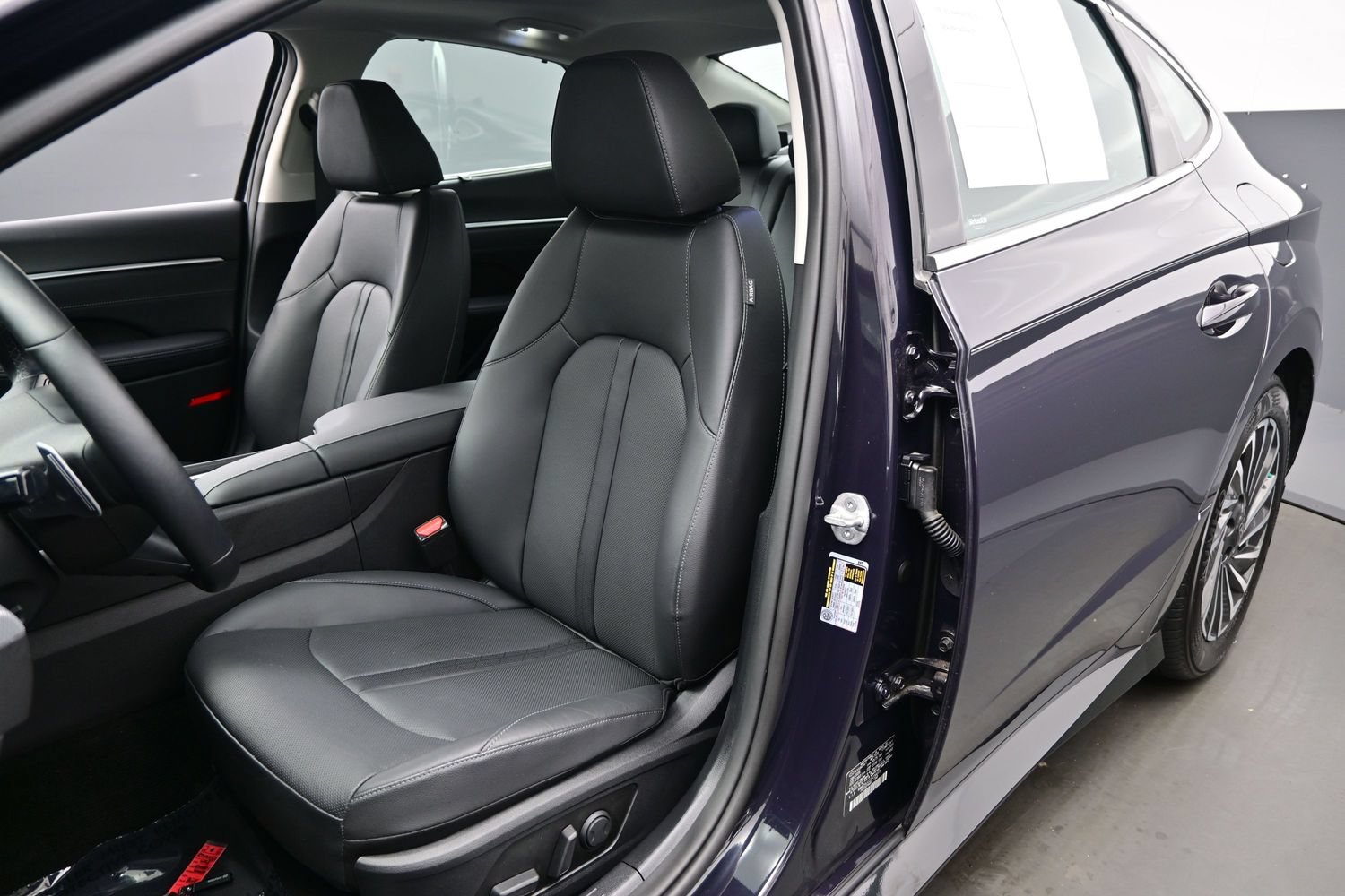 Certified 2026 Hyundai Sonata Limited FWD image 13