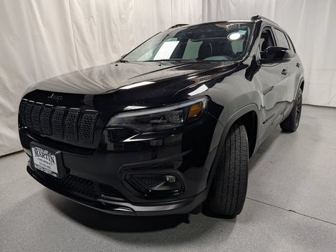 Used 2023 Jeep Cherokee Altitude Lux AWD/4WD image 6