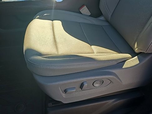 New 2026 GMC Sierra 2500 SLT w/ SLT Premium Package image 12