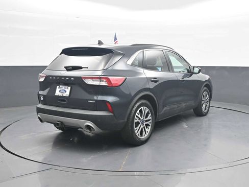 Certified 2022 Ford Escape SEL w/ Technology Package AWD/4WD image 7