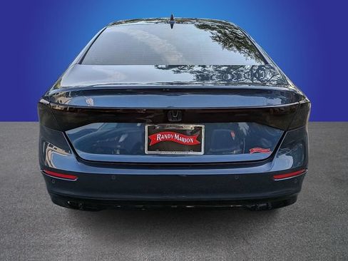 Used 2023 Honda Accord Touring image 4