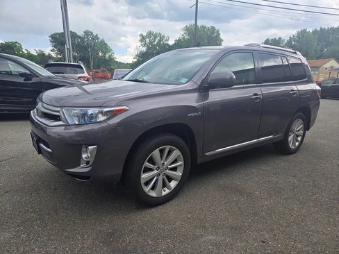 Used 2013 Toyota Highlander Limited AWD/4WD image 12