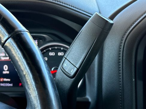 Used 2019 Chevrolet Silverado 1500 High Country w/ Technology Package image 28