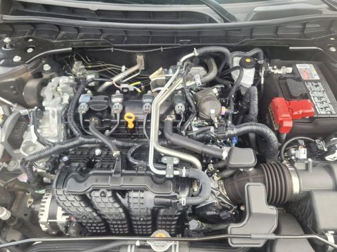 Used 2025 Nissan Altima 2.5 SV FWD image 30