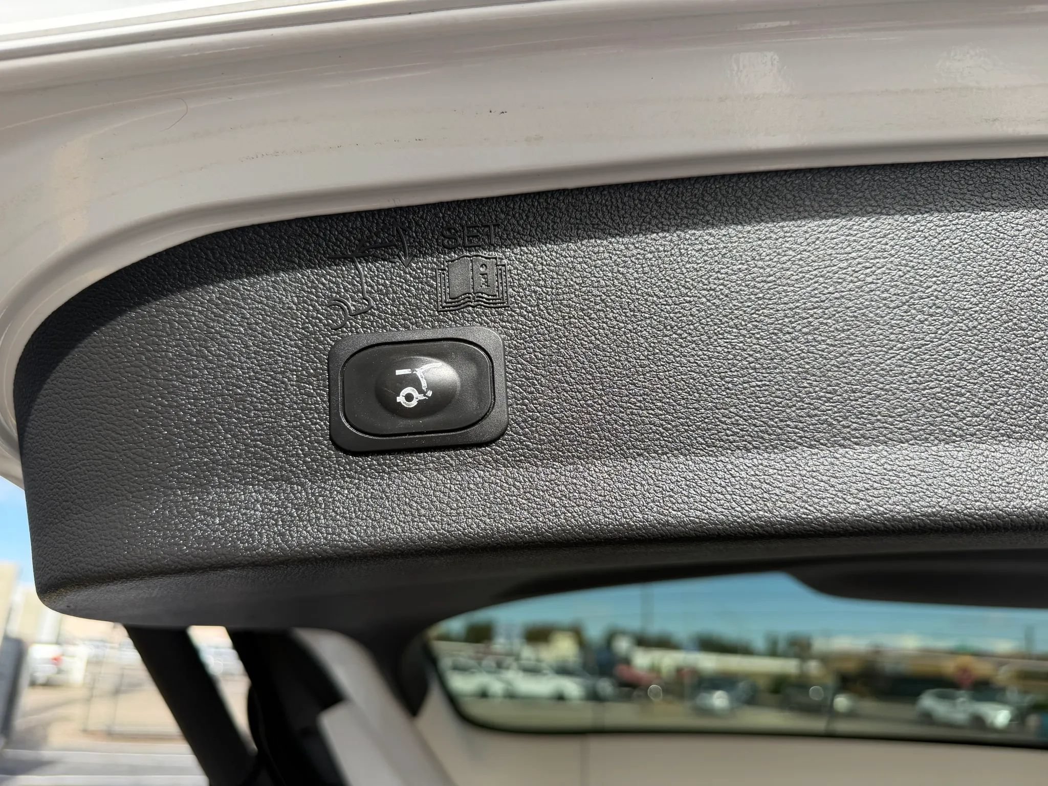 Used 2019 Ford Escape SEL AWD/4WD image 19