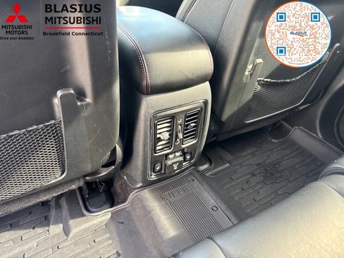 Used 2019 Jeep Grand Cherokee Trailhawk AWD/4WD image 47