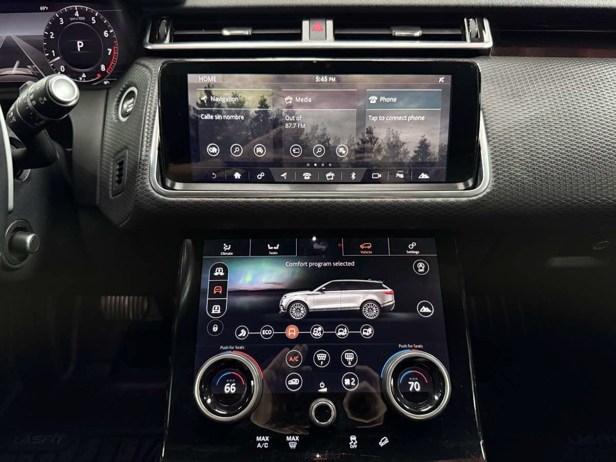 Used 2020 Land Rover Range Rover Velar R-Dynamic S AWD/4WD image 19