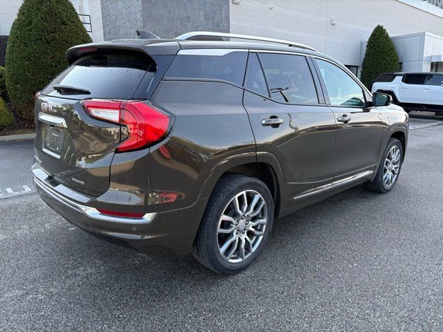 Used 2023 GMC Terrain Denali AWD/4WD image 7