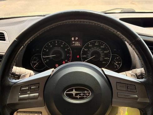 Used 2010 Subaru Outback 2.5i Premium AWD/4WD image 15