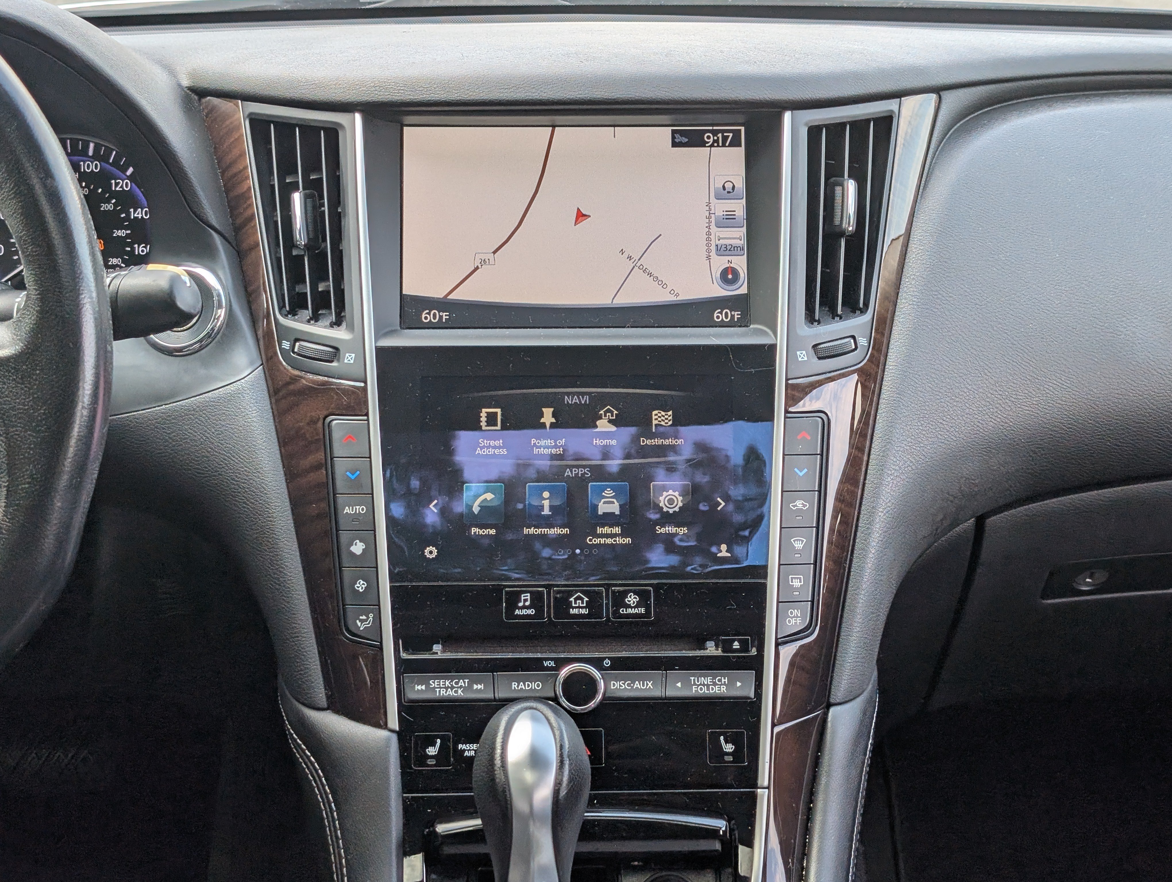 Used 2015 INFINITI Q50 Premium w/ Deluxe Touring Package RWD image 27