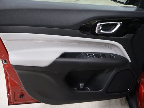 New 2026 Jeep Compass Limited AWD/4WD image 10