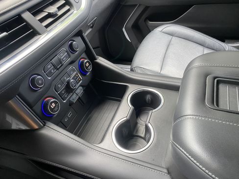 Used 2022 Chevrolet Tahoe LS RWD image 30