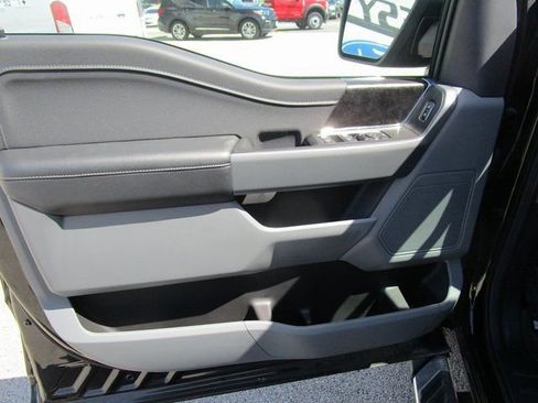 New 2023 Ford F150 XLT w/ Equipment Group 301A Mid image 22