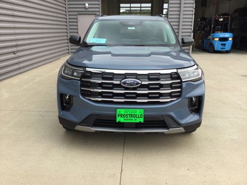 New 2026 Ford Explorer Active AWD/4WD image 3