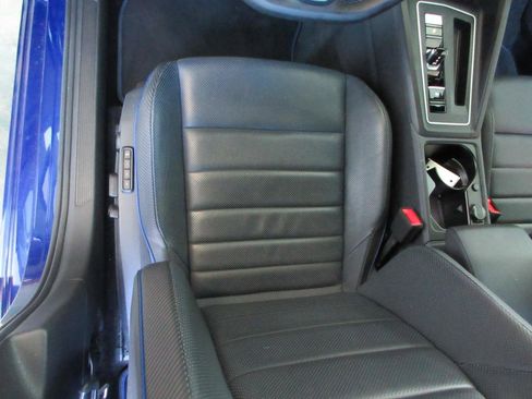 Used 2022 Volkswagen Golf R AWD/4WD image 14
