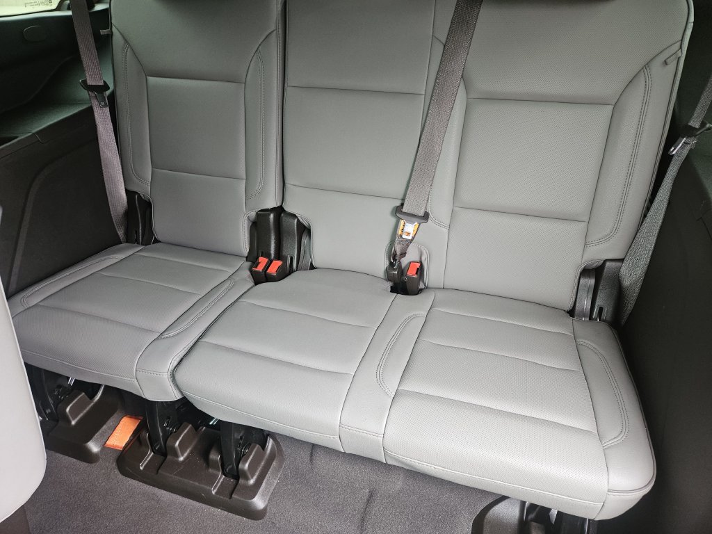 Used 2021 GMC Yukon SLT w/ SLT Premium Package RWD image 31