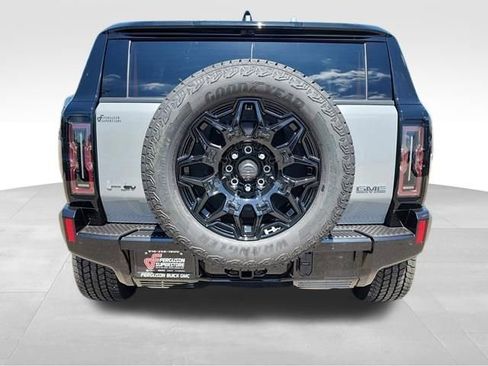 New 2025 GMC Hummer EV 2X image 4