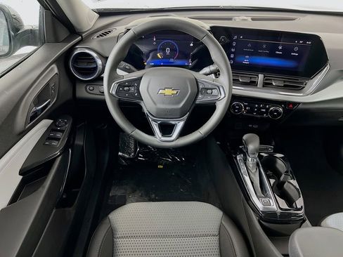 New 2026 Chevrolet Trax LT w/ Driver Confidence Package image 21